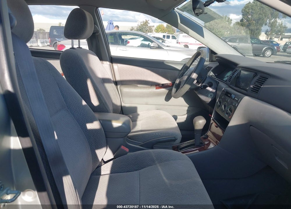 2003 TOYOTA COROLLA LE VIN: JTDBR32E830018369