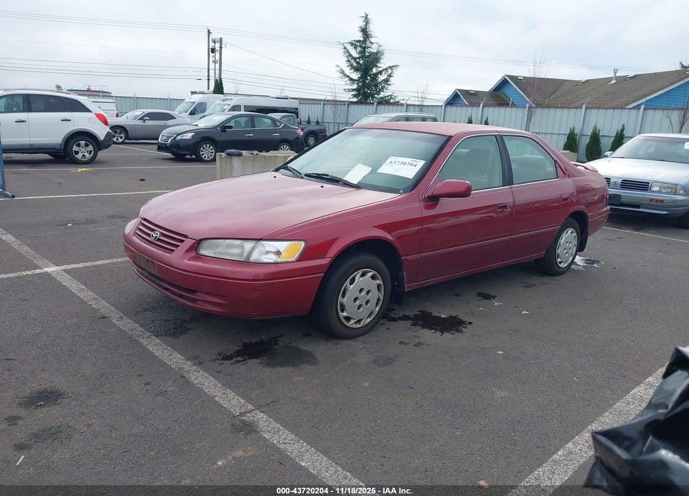 1997 TOYOTA CAMRY LE VIN: JT2BG22K0V0001955