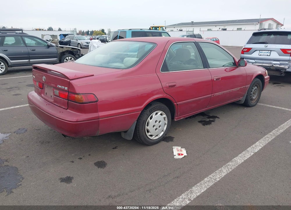 1997 TOYOTA CAMRY LE VIN: JT2BG22K0V0001955