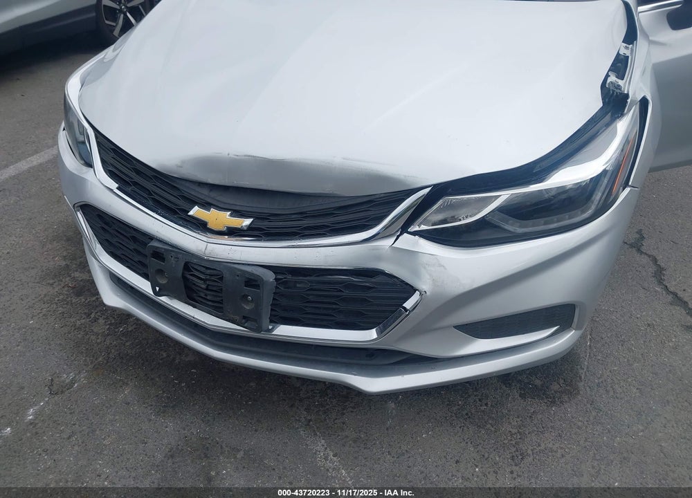 2017 CHEVROLET CRUZE LT AUTO VIN: 1G1BE5SM0H7258361