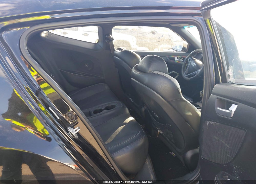 2016 HYUNDAI VELOSTER TURBO VIN: KMHTC6AE9GU253396