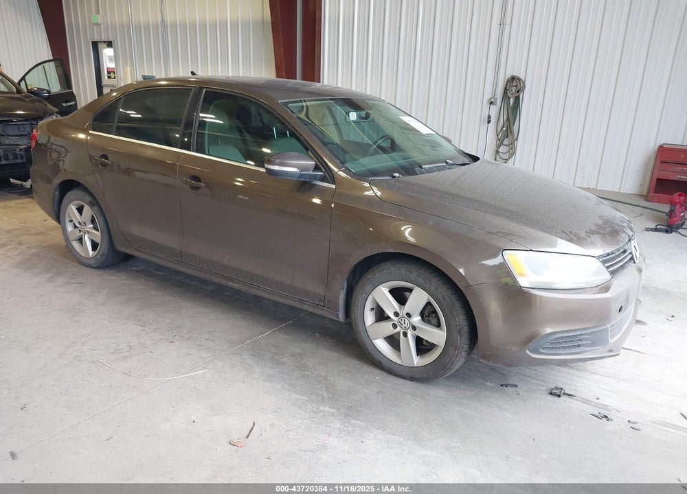2013 VOLKSWAGEN JETTA 2.0L TDI VIN: 3VWLL7AJ4DM445099