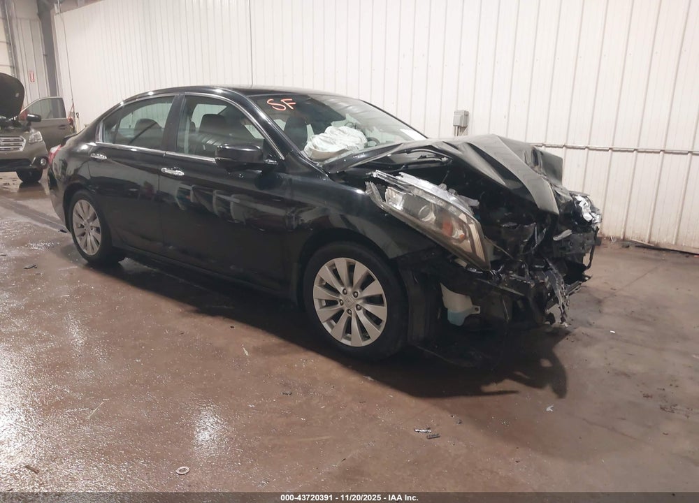 2015 HONDA ACCORD EX-L VIN: 1HGCR2F85FA168135
