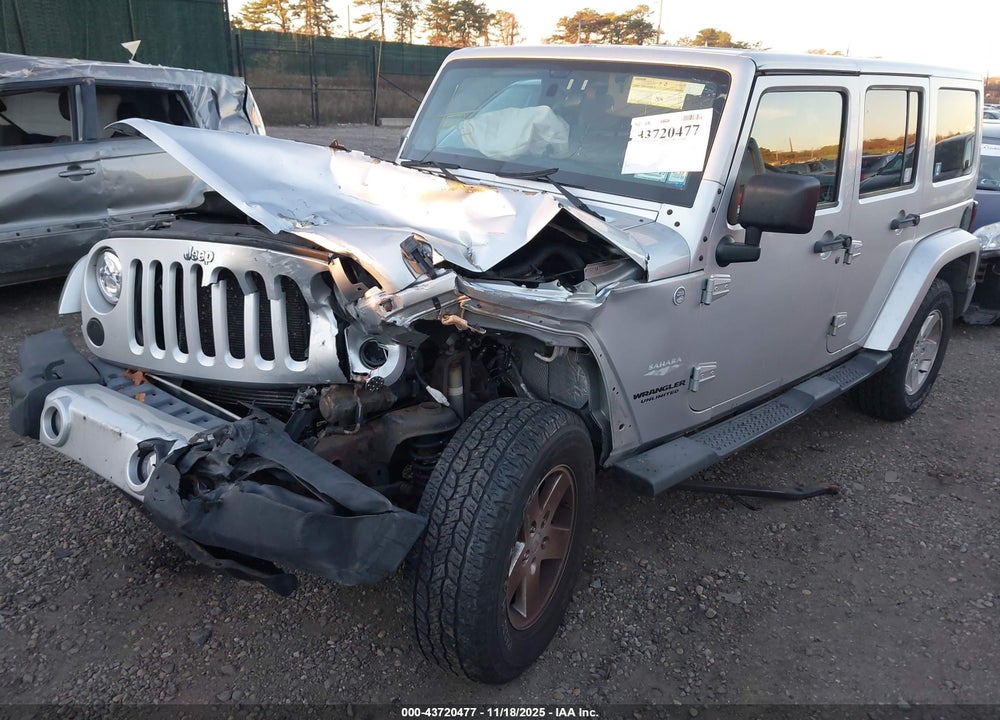 2011 JEEP WRANGLER UNLIMITED SAHARA VIN: 1J4HA5H12BL558910