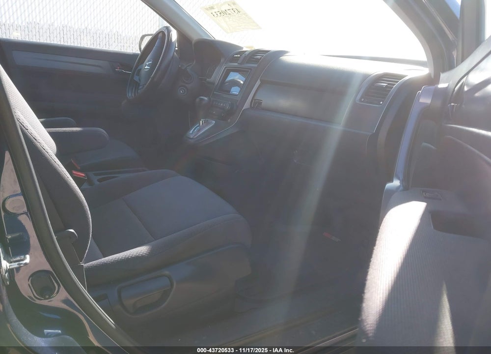 2008 HONDA CR-V LX VIN: JHLRE483X8C043594