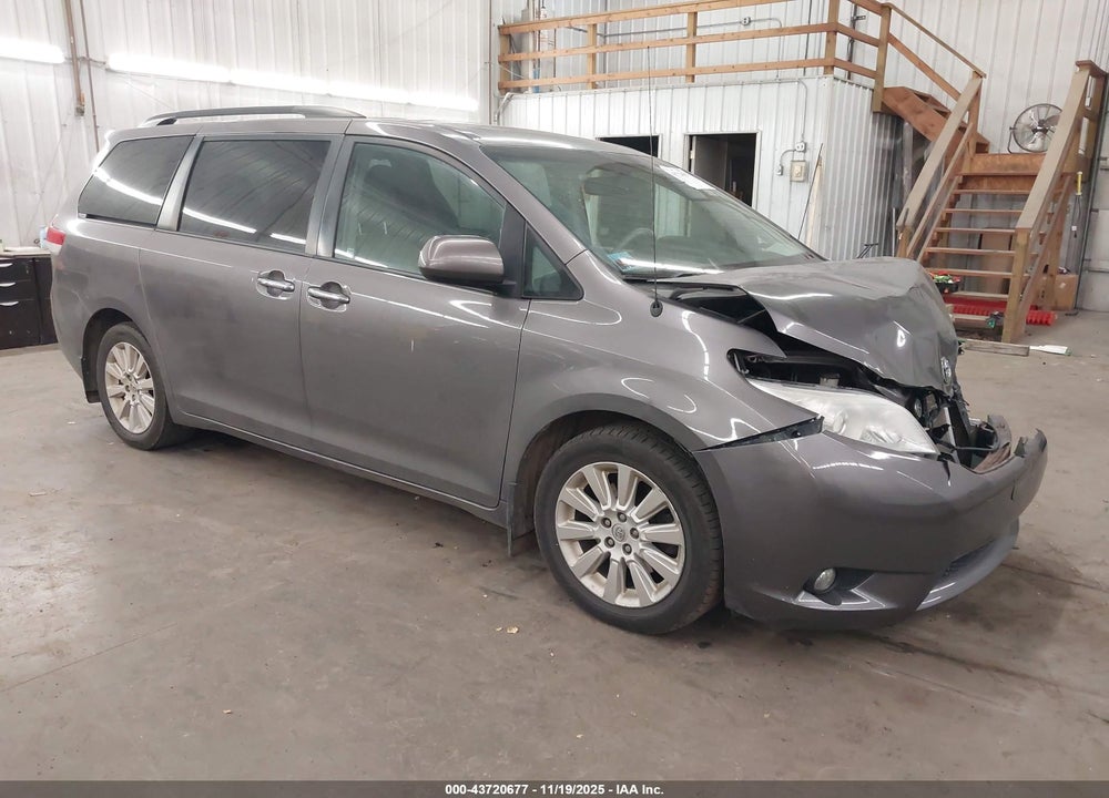 2014 TOYOTA SIENNA XLE 7 PASSENGER VIN: 5TDDK3DCXES090568
