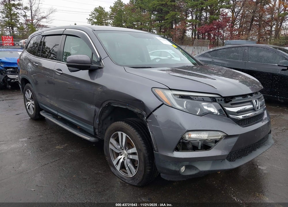 2017 HONDA PILOT EX VIN: 5FNYF6H37HB056162