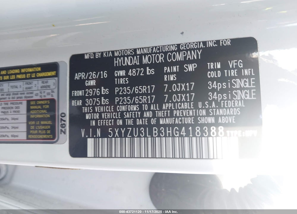 2017 HYUNDAI SANTA FE VIN: 5XYZU3LB3HG418388
