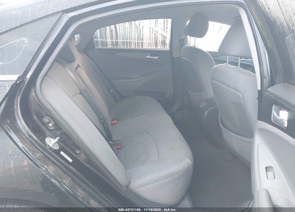 2011 HYUNDAI SONATA GLS VIN: 5NPEB4AC7BH005394