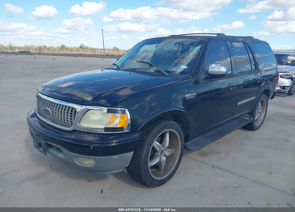 2002 FORD EXPEDITION XLT VIN: 1FMRU15W92LA64176
