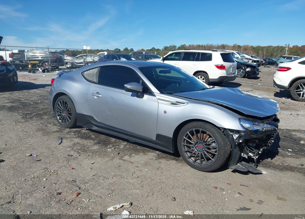 2017 TOYOTA 86 VIN: JF1ZNAA17H9703095