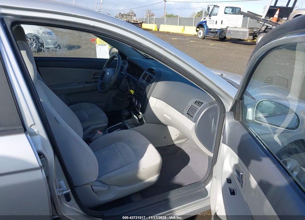 2009 KIA SPECTRA EX VIN: KNAFE222495659668