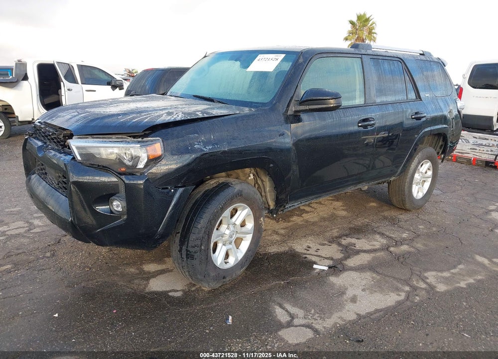 2022 TOYOTA 4RUNNER SR5 VIN: JTEMU5JR2N6082183