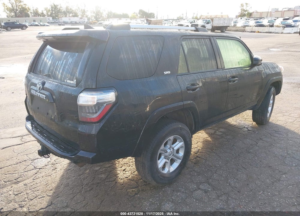 2022 TOYOTA 4RUNNER SR5 VIN: JTEMU5JR2N6082183