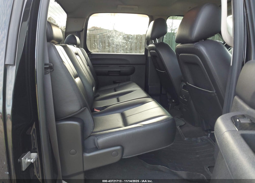 2013 CHEVROLET SILVERADO 1500 LT VIN: 3GCPKSE73DG351402