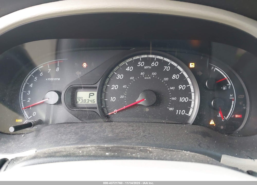2011 TOYOTA SIENNA LE VIN: 5TDJK3DC3BS020621