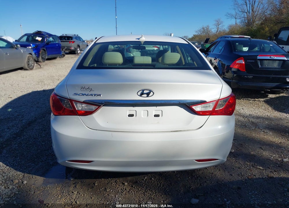 2012 HYUNDAI SONATA GLS VIN: 5NPEB4AC0CH311404
