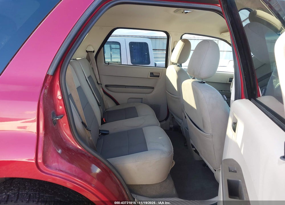 2008 FORD ESCAPE XLT VIN: 1FMCU93108KD06203
