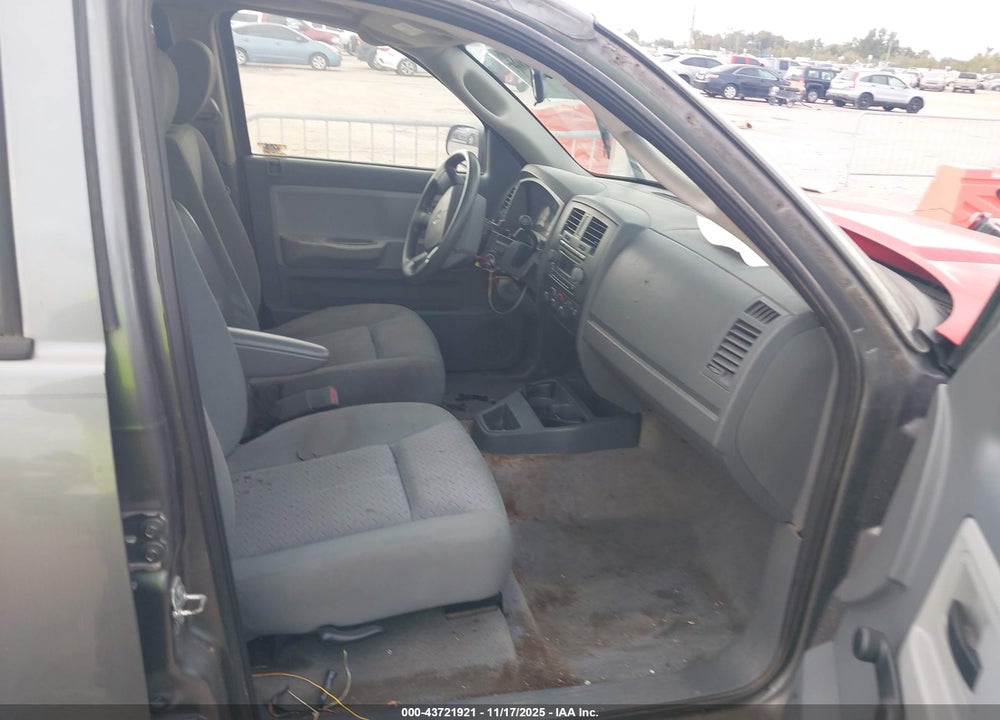 2007 DODGE DAKOTA ST VIN: 1D7HE28K77S215160