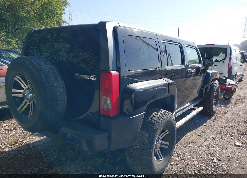 2009 HUMMER H3 SUV VIN: 5GTEN13E798141983