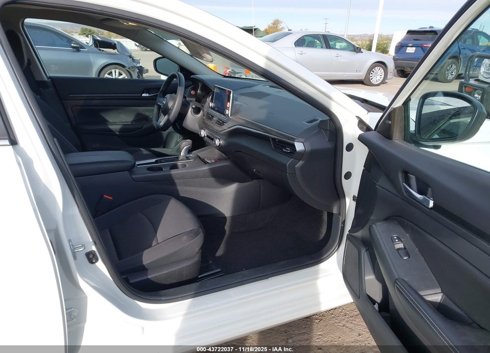 2025 NISSAN ALTIMA SV FWD VIN: 1N4BL4DV1SN363111