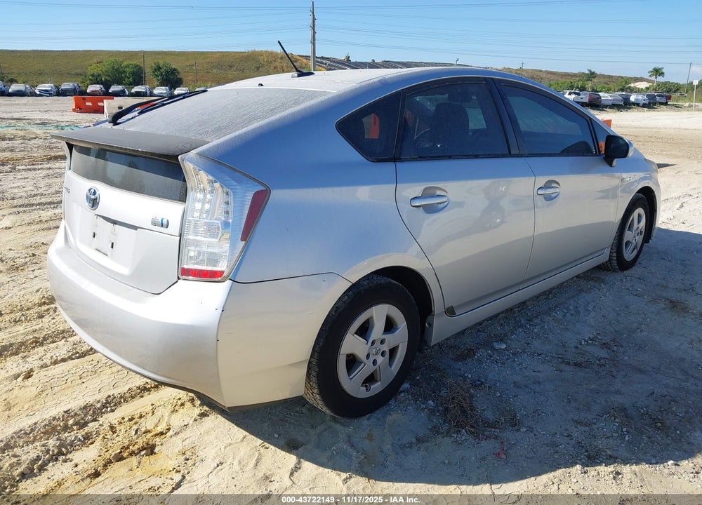 2011 TOYOTA PRIUS THREE VIN: JTDKN3DU8B5347574