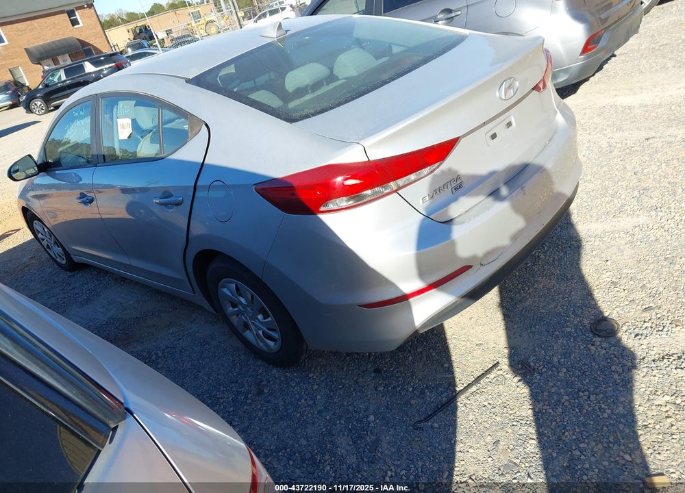 2017 HYUNDAI ELANTRA SE VIN: 5NPD74LFXHH099722