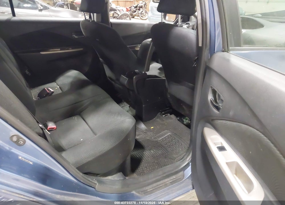 2010 TOYOTA YARIS VIN: JTDBT4K34A1359992
