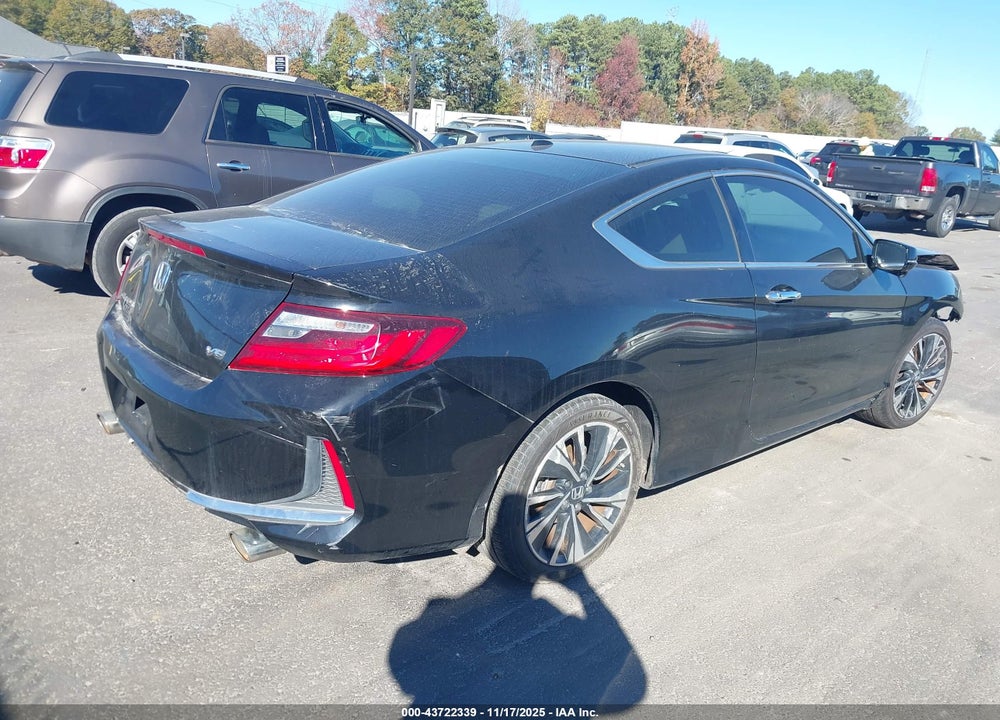 2017 HONDA ACCORD EX-L V6 VIN: 1HGCT2B8XHA005068