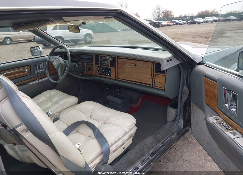 1985 CADILLAC ELDORADO VIN: 1G6EL5781FE648547