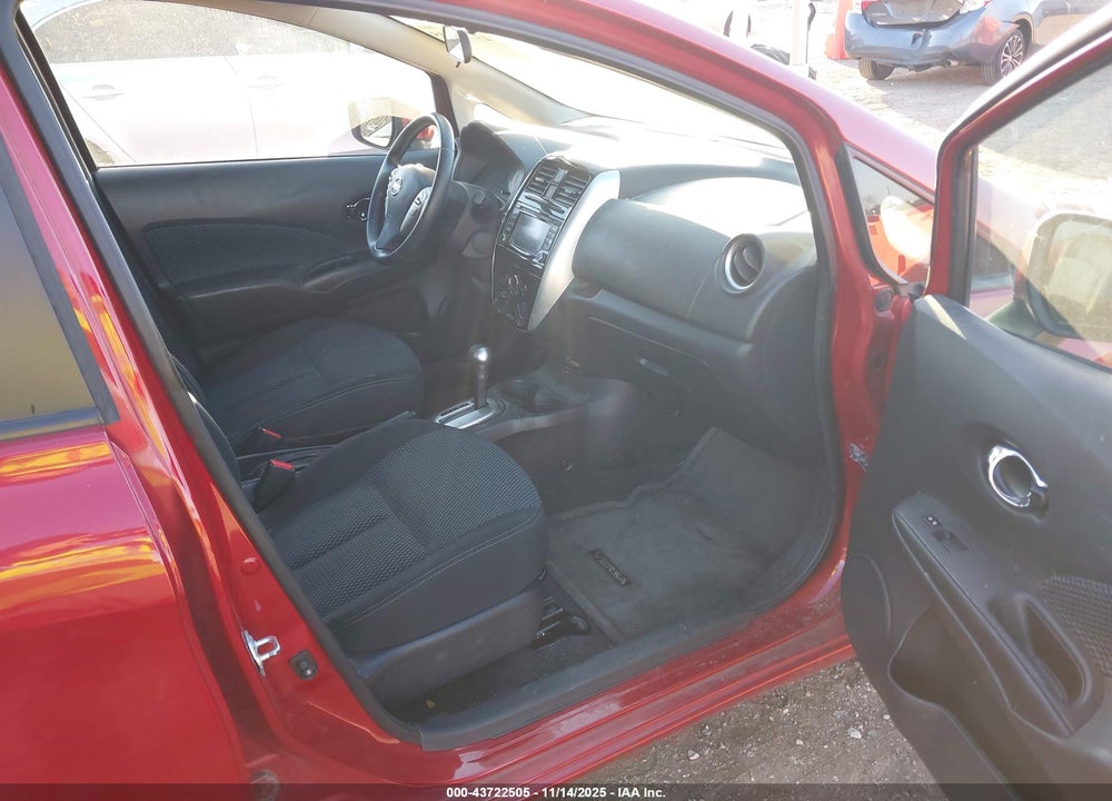 2015 NISSAN VERSA NOTE SL VIN: 3N1CE2CP0FL439684