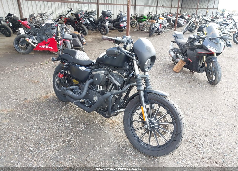 2015 HARLEY-DAVIDSON XL883 IRON 883 VIN: 1HD4LE235FC440928