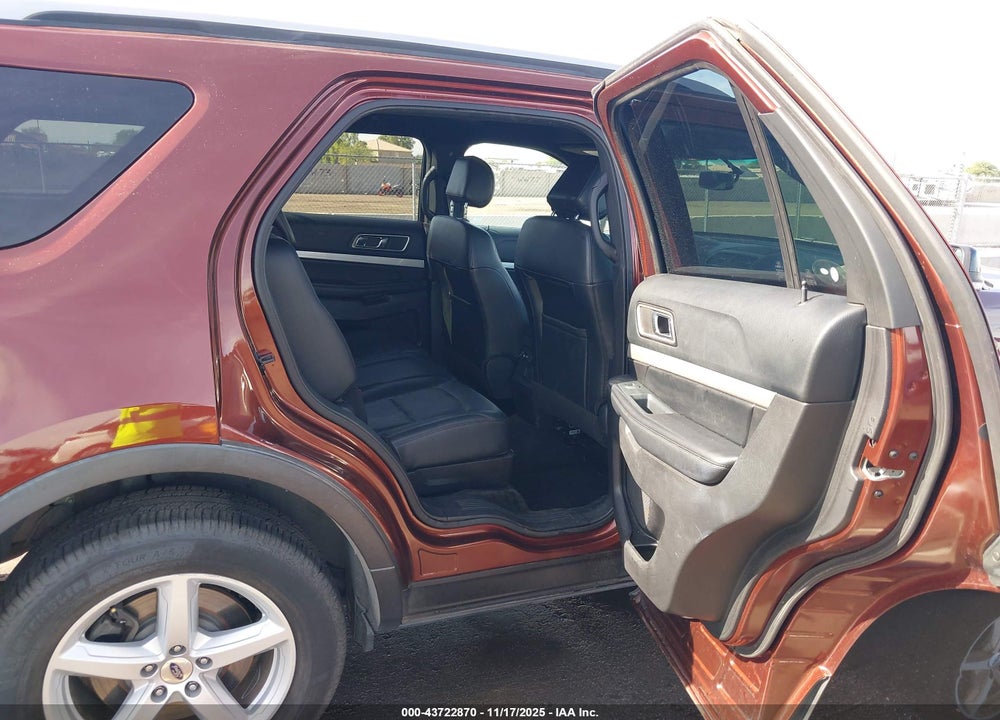 2016 FORD EXPLORER XLT VIN: 1FM5K8D82GGA25493