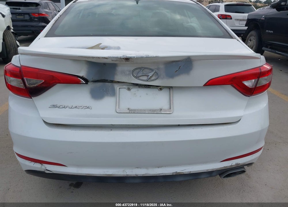2016 HYUNDAI SONATA SE VIN: 5NPE24AF1GH270555