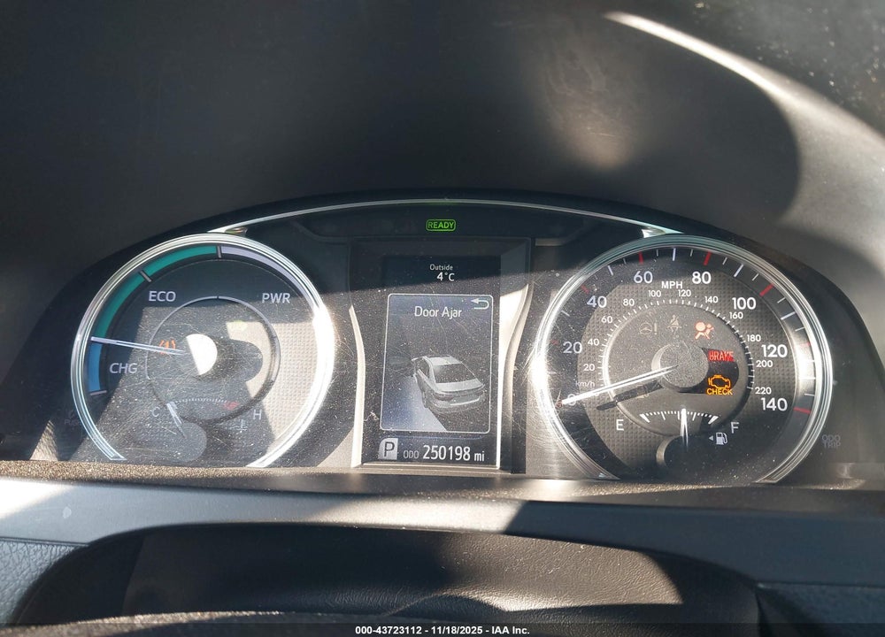 2015 TOYOTA CAMRY HYBRID SE VIN: 4T1BD1FK5FU156477