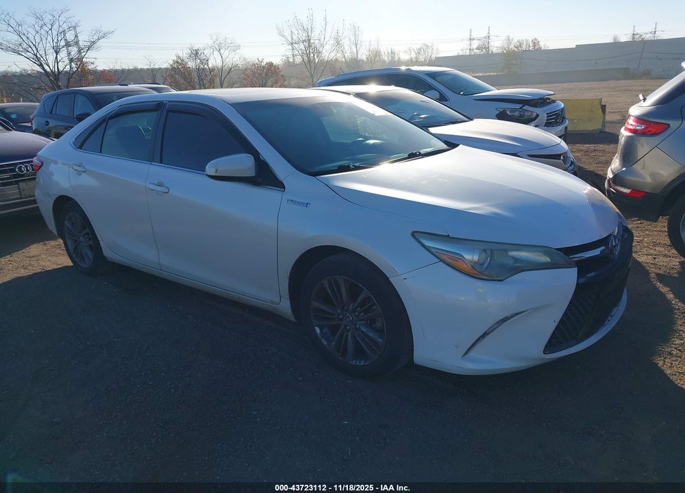 2015 TOYOTA CAMRY HYBRID SE VIN: 4T1BD1FK5FU156477
