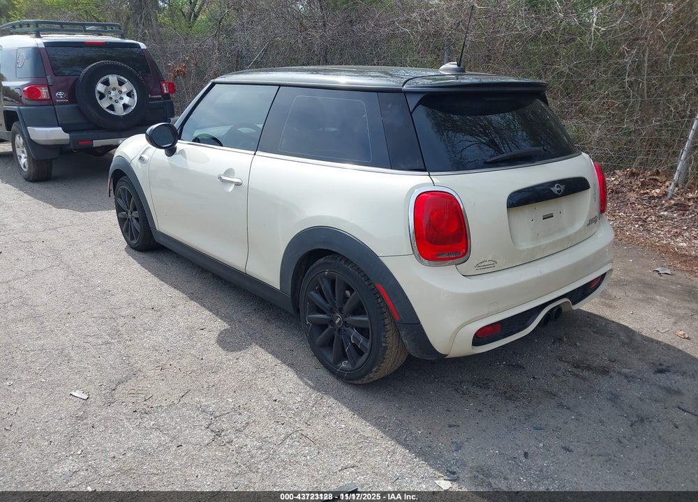 2014 MINI HARDTOP COOPER S VIN: WMWXM7C55ET970769