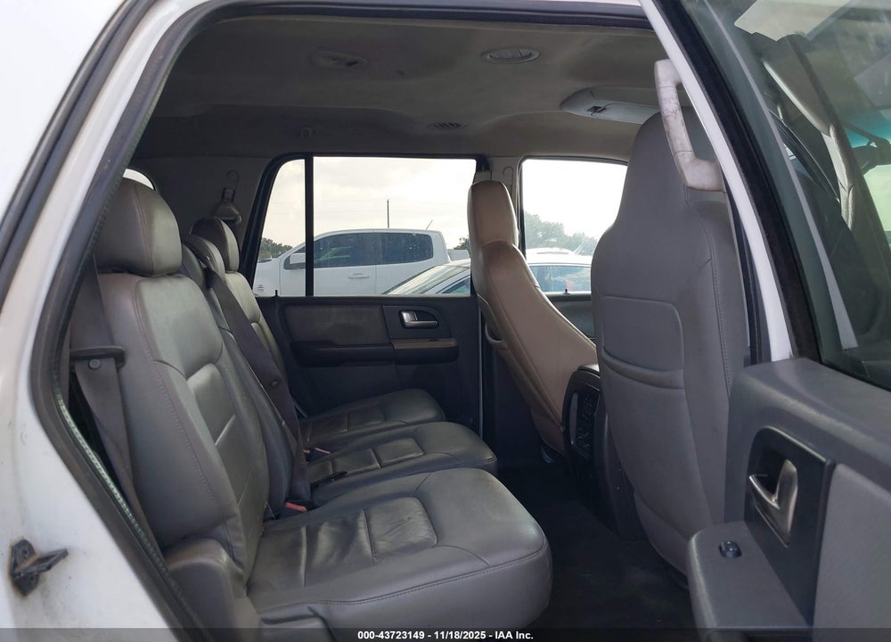 2003 FORD EXPEDITION XLT VIN: 1FMRU15W33LC62057