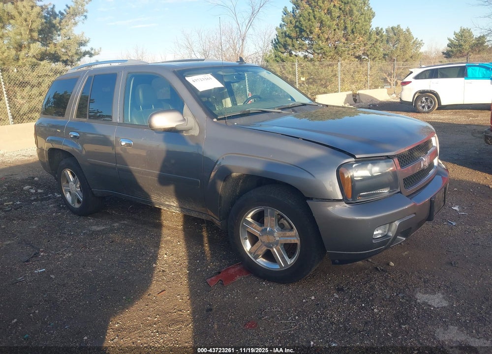2008 CHEVROLET TRAILBLAZER LT VIN: 1GNDT13S582259814