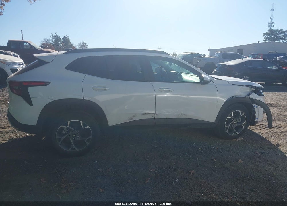 2024 CHEVROLET TRAX FWD LT VIN: KL77LHE26RC212621