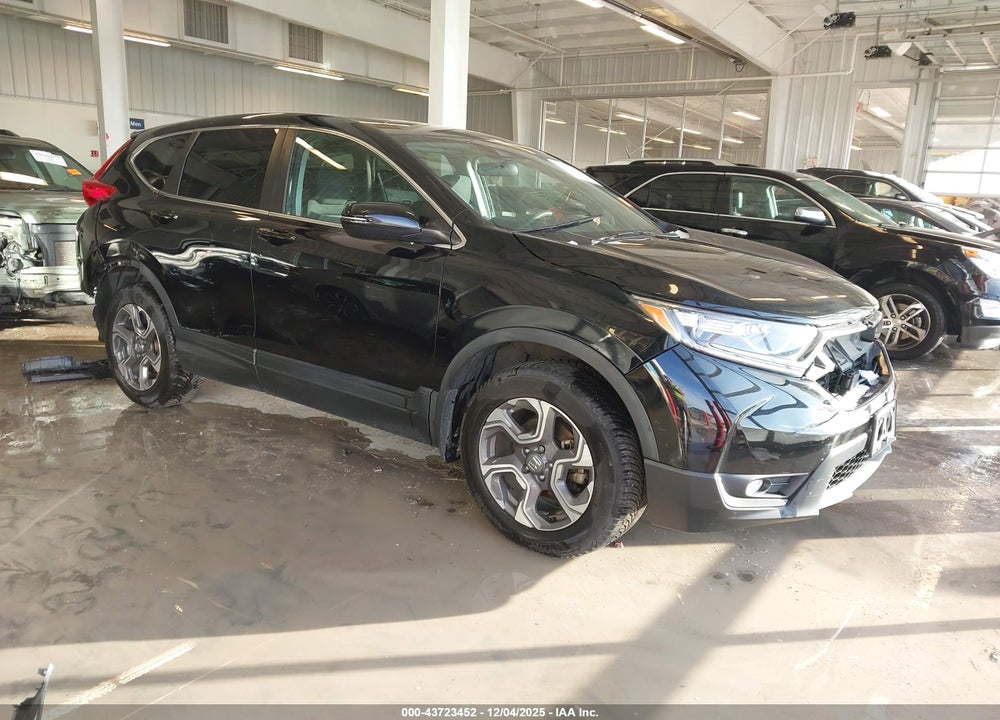 2018 HONDA CR-V EX VIN: 7FARW2H52JE050617