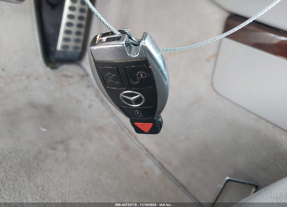 2012 MERCEDES-BENZ S CLASS VIN: WDDNG7DBXCA468652