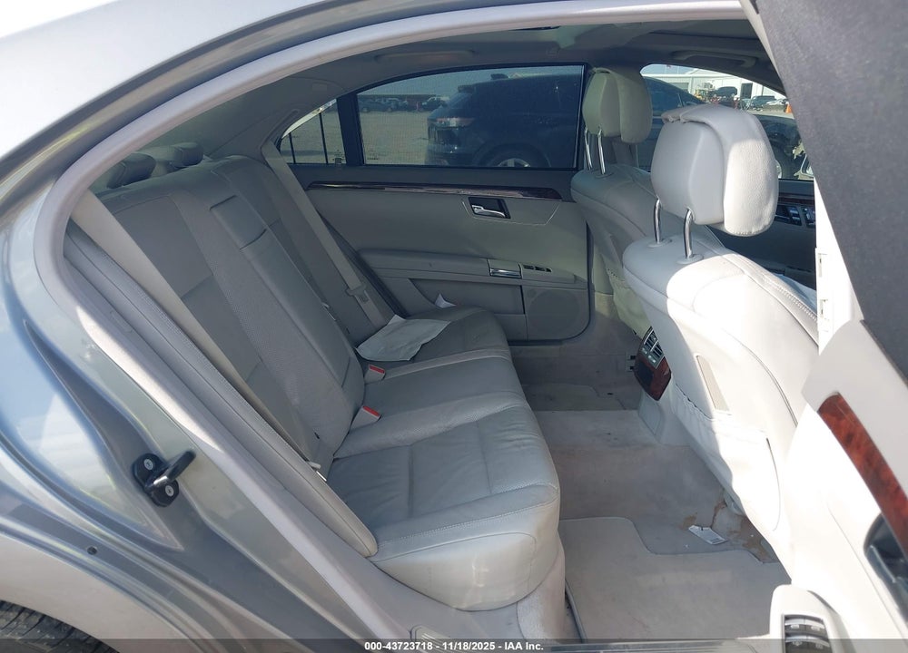 2012 MERCEDES-BENZ S CLASS VIN: WDDNG7DBXCA468652