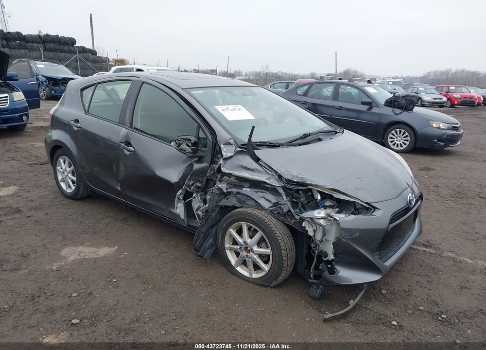 2015 TOYOTA PRIUS C FOUR VIN: JTDKDTB32F1089644