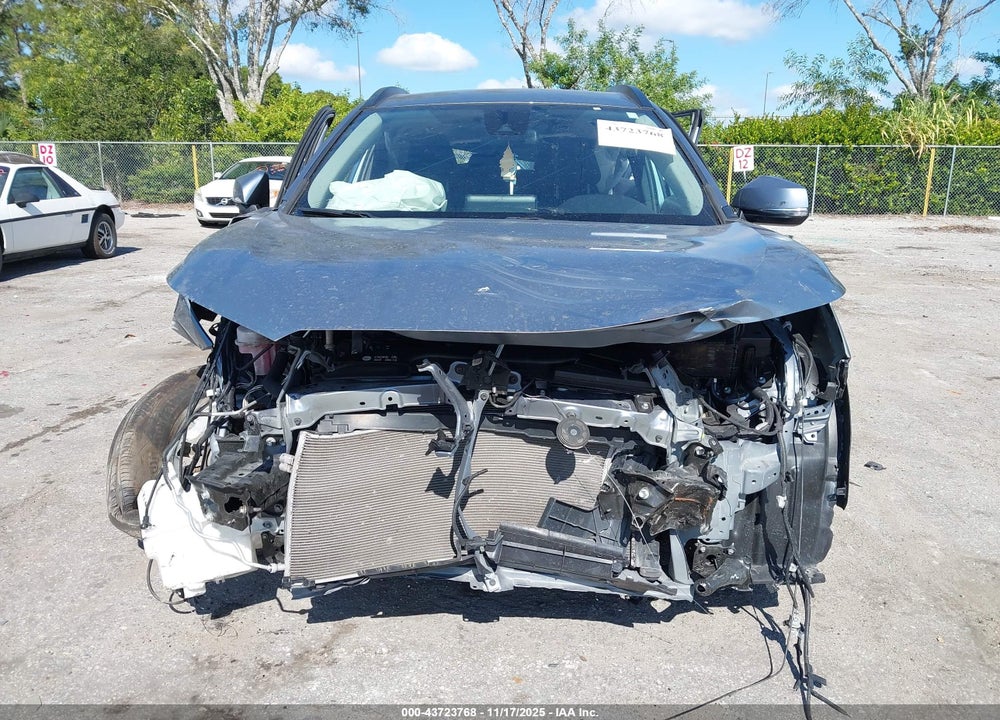 2022 TOYOTA COROLLA CROSS LE VIN: 7MUCAABG6NV026140