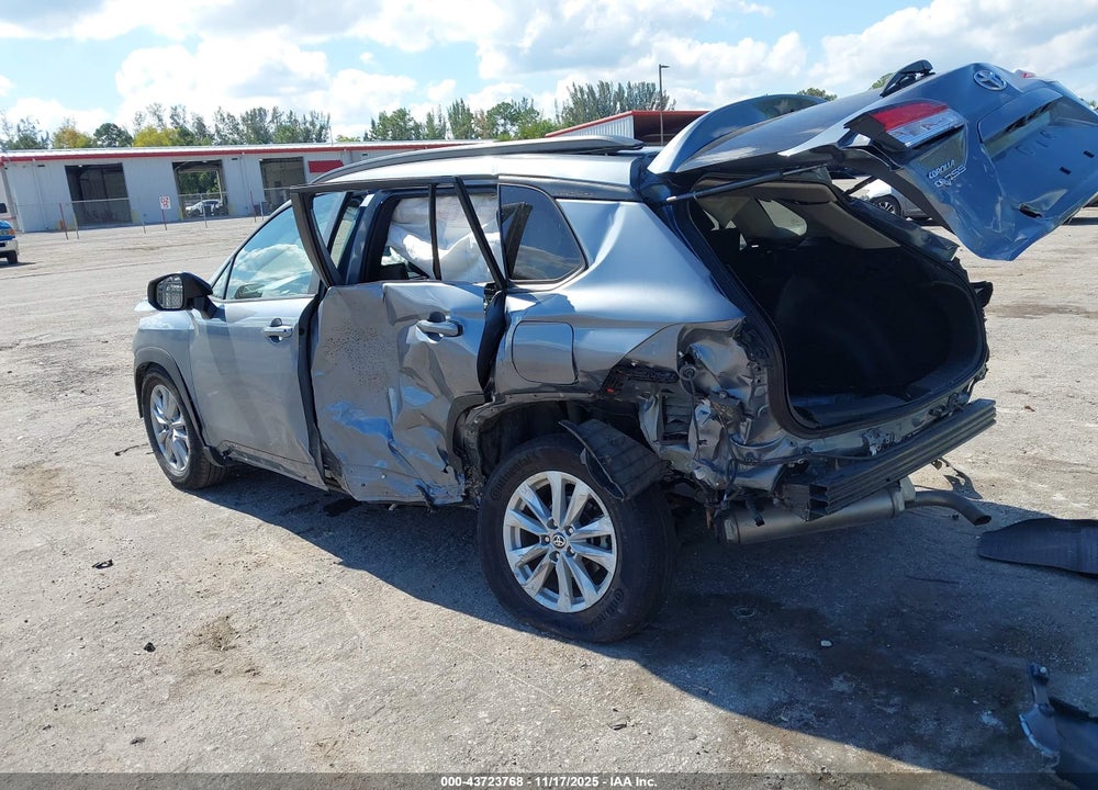 2022 TOYOTA COROLLA CROSS LE VIN: 7MUCAABG6NV026140