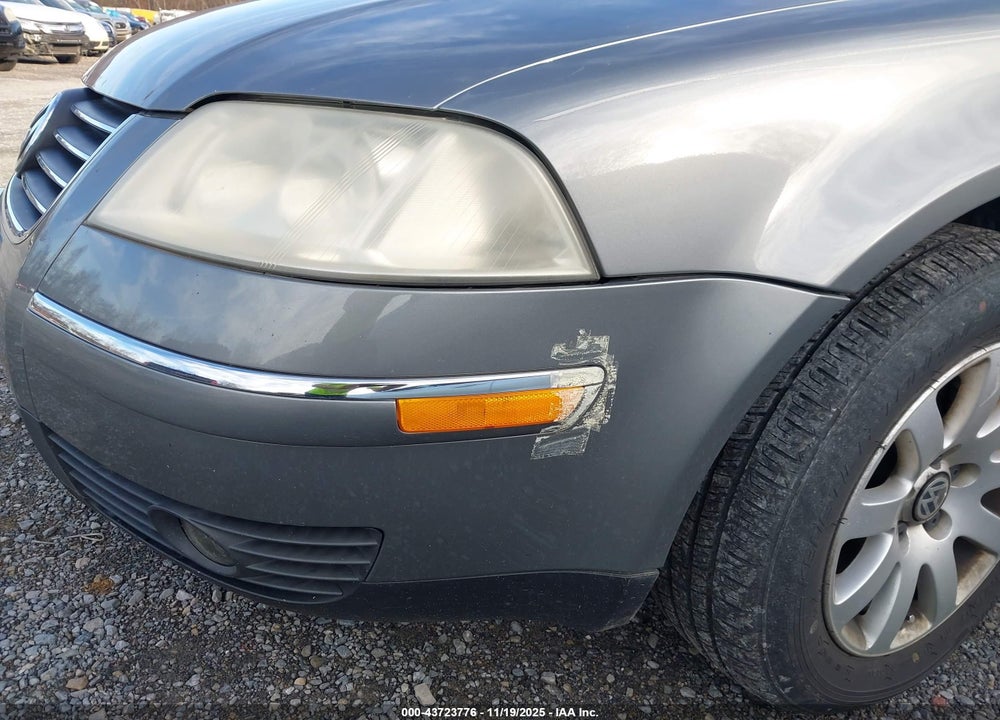 2003 VOLKSWAGEN PASSAT GLS V6 VIN: WVWPH63B33P358521