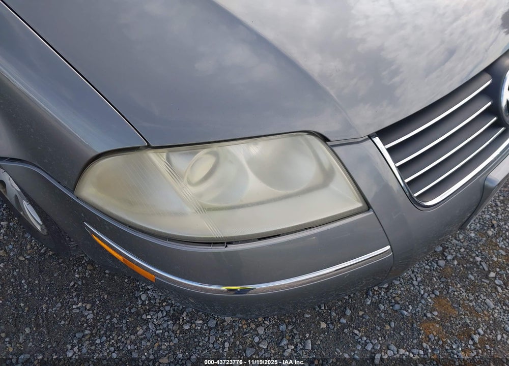 2003 VOLKSWAGEN PASSAT GLS V6 VIN: WVWPH63B33P358521