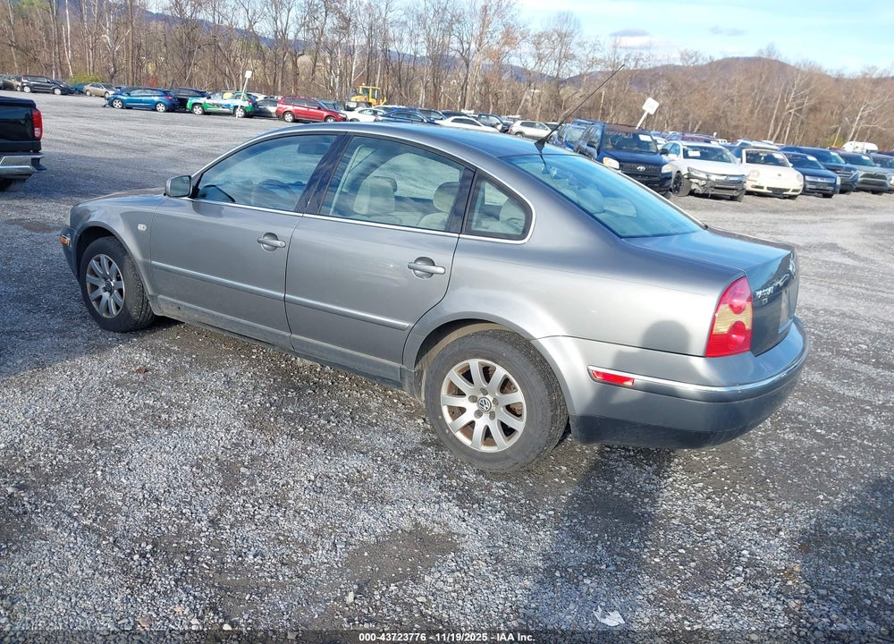 2003 VOLKSWAGEN PASSAT GLS V6 VIN: WVWPH63B33P358521