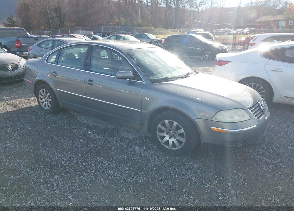 2003 VOLKSWAGEN PASSAT GLS V6 VIN: WVWPH63B33P358521